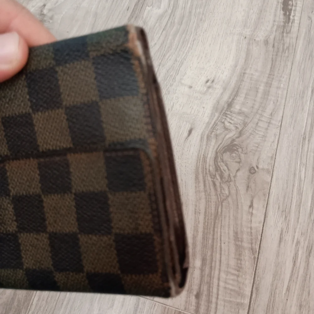 Louis Vuitton Damier Ebene Sarah Wallet